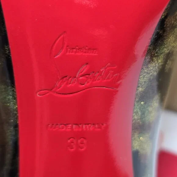 Christian Louboutin Pigalle Follies 100 Patent Milky Way - Picture 11 of 14